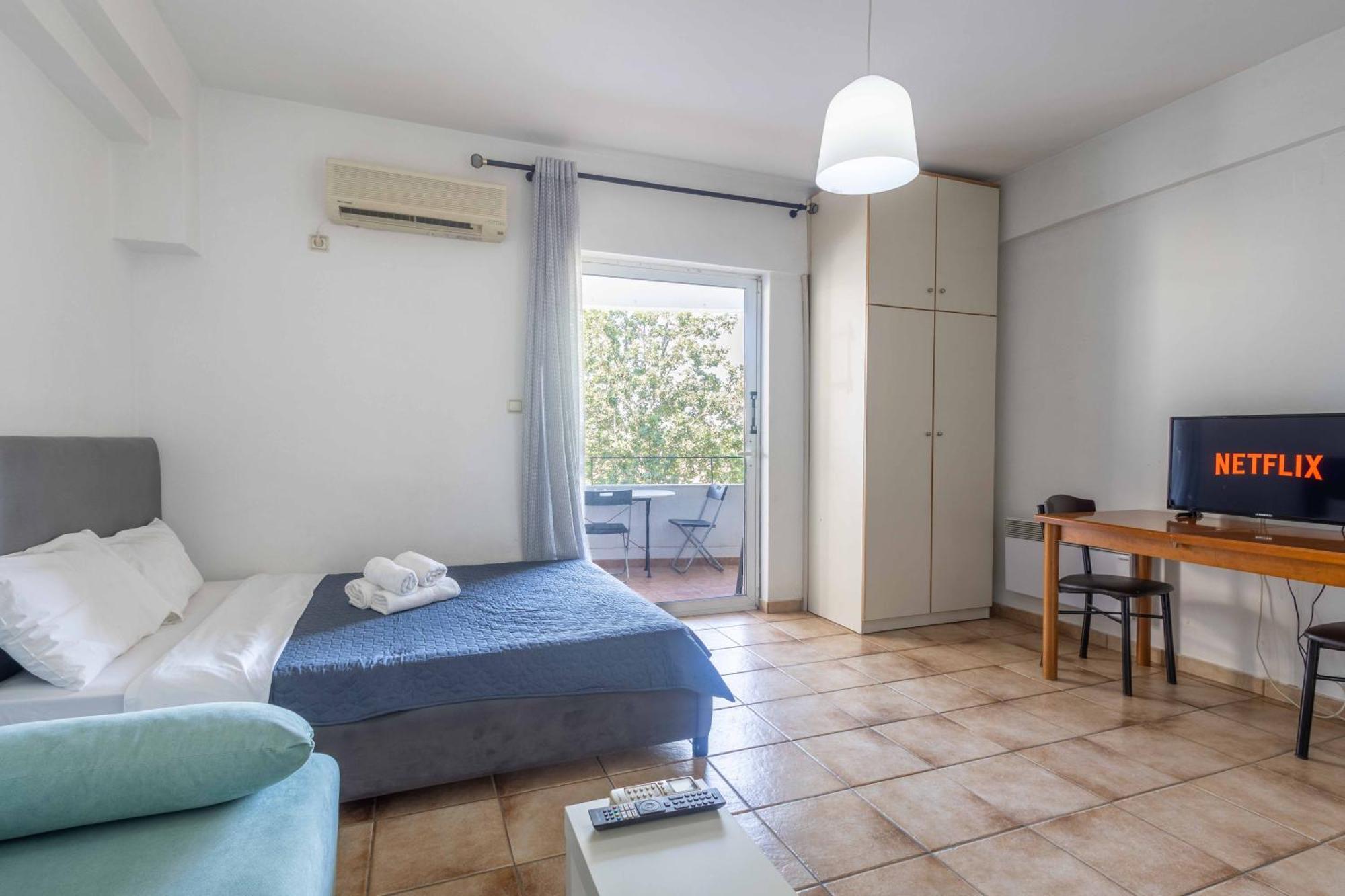 Elia Mini Suites 6 Larissa Bagian luar foto